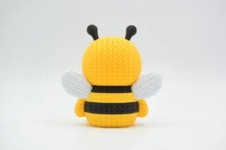 Knitted Bee photo 3