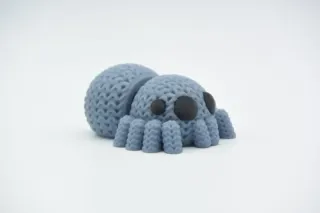 Knitted Articulated Spider photo 2