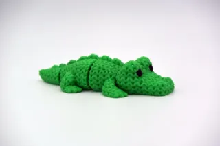 Knitted Flexi Crocodile photo 1
